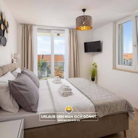 Villa Richard Малинска Екстериор снимка