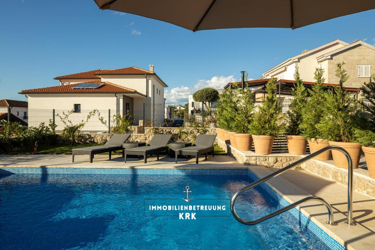 Villa Richard Малинска Екстериор снимка