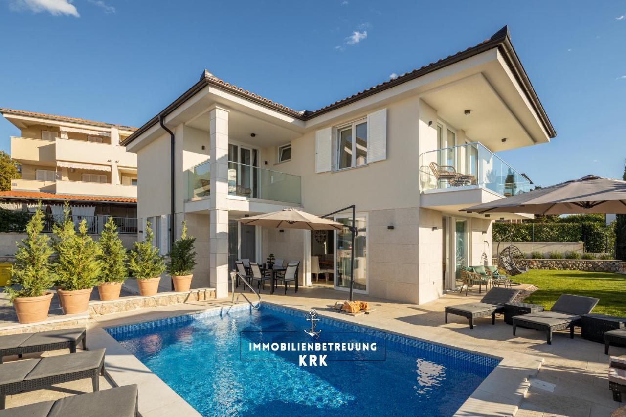 Villa Richard Малинска Екстериор снимка