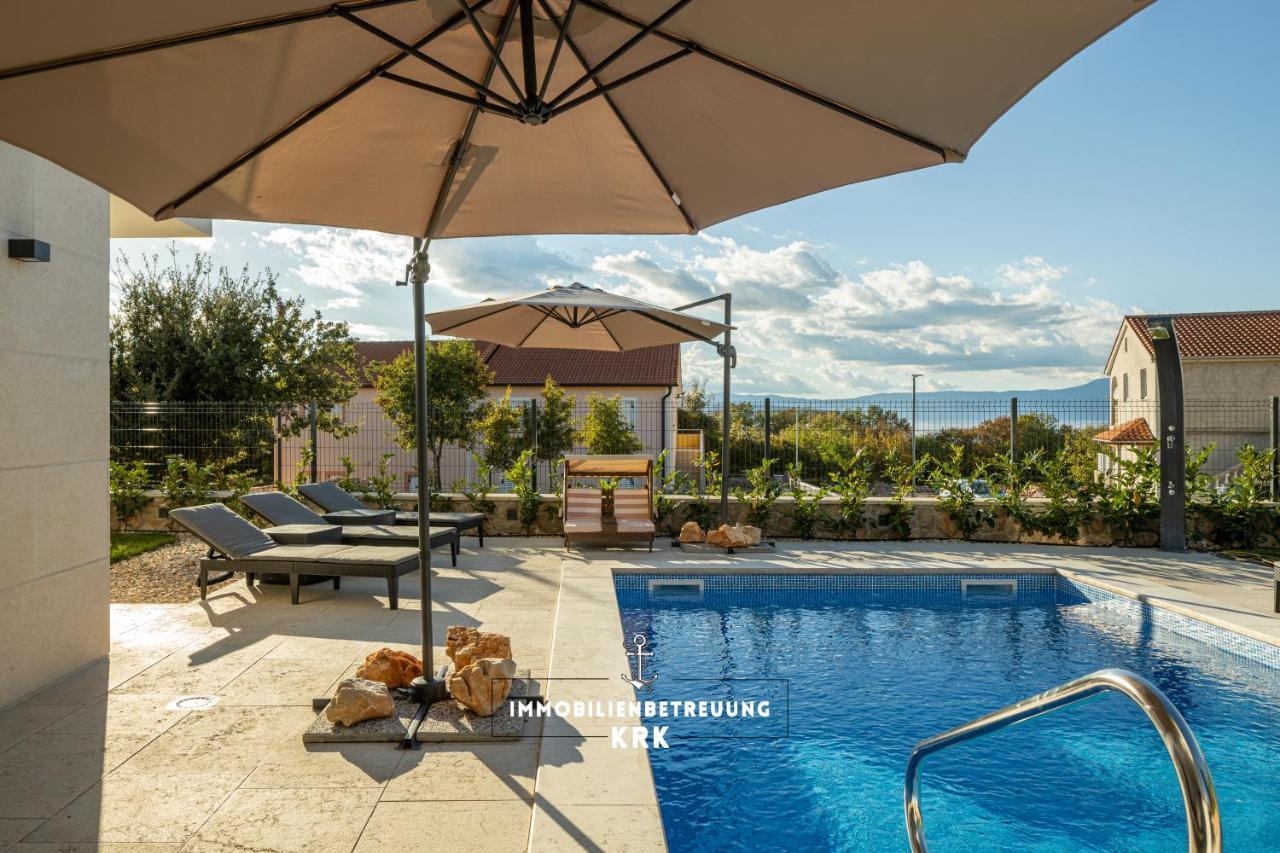 Villa Richard Малинска Екстериор снимка