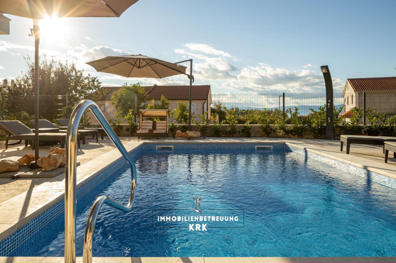 Villa Richard Малинска Екстериор снимка