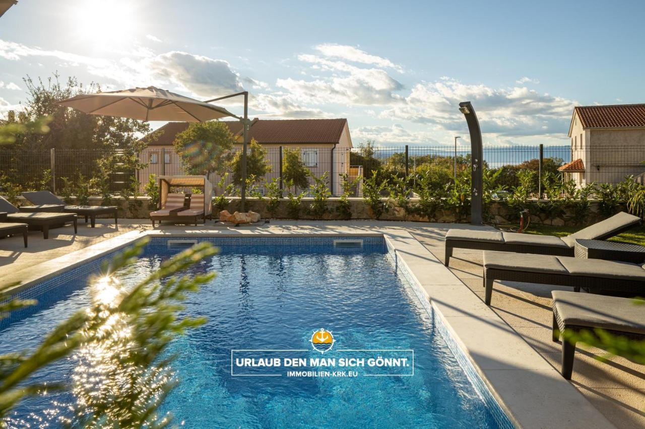 Villa Richard Малинска Екстериор снимка